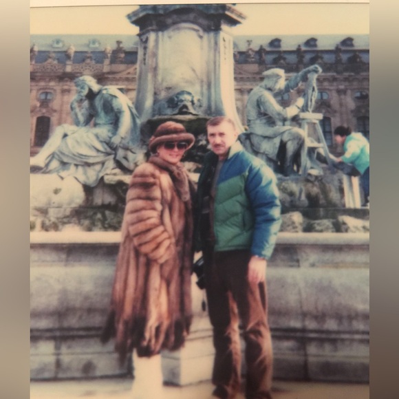 Meet your Posher, Scarlet - Picture 10 of 12